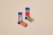 Load image into Gallery viewer, Donna Wilson Odd Socks