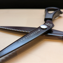 Load image into Gallery viewer, Scalloped Pinking Shears