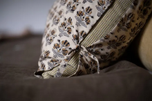 Load image into Gallery viewer, House