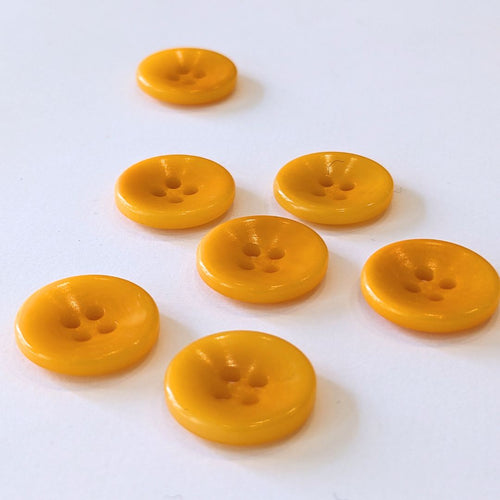 15mm yellow corozo button