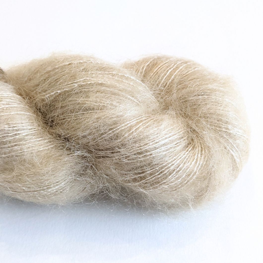 Woollenflower Whorl Natural Oak